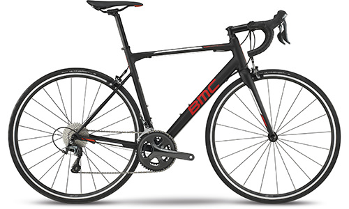 Teammachine_ALR01_THREE_blk-wht-red